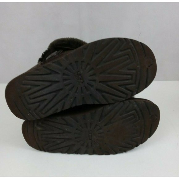 UGG Australia  Bailey Chocolate Brown Boots 3 Side Buttons Womens Size 7 - Picture 10 of 10